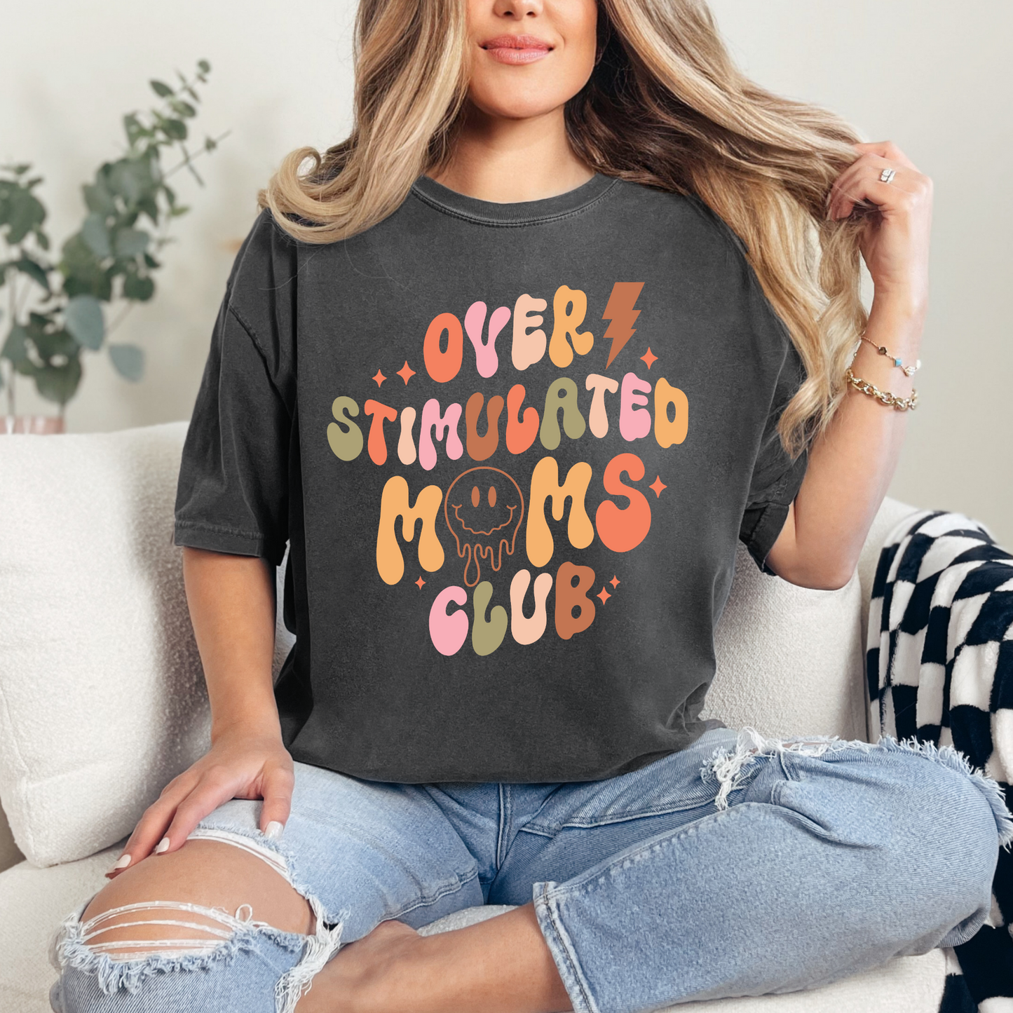 Overstimulated Moms Club - Retro T-Shirt